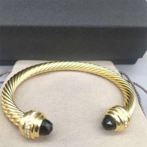 Bracciale Charm Wire Designer Designer Women Trend Braccialetti intrecciati Oro Round Teste Resa di canapa Fashion Original Edition