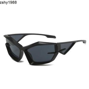 Personalized new style cats eye sunglasses Fashion street photography Hip hop shaped glasses Fashion sunglasses