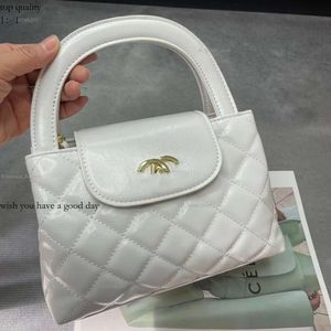 Дизайнерские сумки для сумочек Chanelles Tote Mags High Come Hot Chanells Bagslouis Crossbody Aragrance Chain Chaine Beauty Celebrity Light Luxury Women's Keychai 740