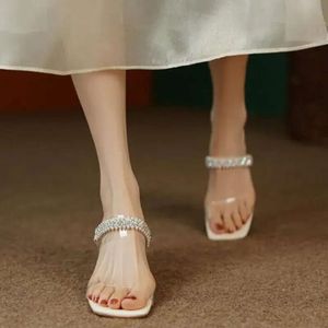 Przezroczyste pięta Eleganckie perły masywne wysokie letnie kwadratowe palec palenia mody pompki sandały buty fioletowe zielone 53f