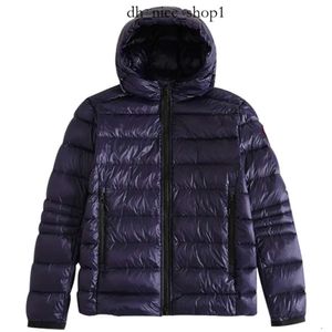 Giacca d'oca Crofton Cappuccetta Hoody Mens Goose Parka White Duck Down Jackets Essentialscinge invernale Outwear invernale Womens Ladys Coat con badge S-xxl Giacca d'oca 960