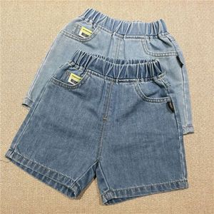 2024 Summer Kids Jeans Jeans Jeans Meninos Menas Menas All Middle Girls Girls Straight Casual Denim Shorts L2405