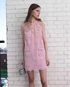 ヨーロッパのファッションデザイナータイム2024春/夏新しい女性用Aラインレースミニドレス