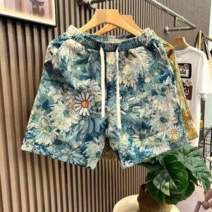 Shorts masculinos Summer New American Trendy Brand personalizado com estampa floral shorts casuais soltos lavados bordados de cinco quartos pant q240522