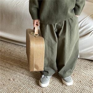 Barn avslappnad solid färgbyxor Spring Autumn Fashionable Korean Loose Style Boys and Girls Patchwork Pants 240523