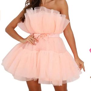 Sexig kvinnor Summer Ball Gown Solid Elastic midja ärmlöst Bandeau Net Yarn Elegant Bow Fluffy Dress 240513