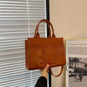 Fashion High Quality Shoulder Bags The Tote Bag Womens Summer New Embossed Tote Handbag Capacity Bag Womens Crossbody Bags Leather Bags Small Square Bag