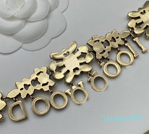 Designer smycken lyxiga initialer hänge bröllopsfest presentkedja guldplatta diamant grossist halsband för julklappar