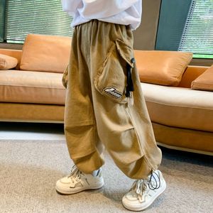 Spring Autumn Cargo Casual Sweatpants pojkar mode barnkläderfickor harembyxor l2405