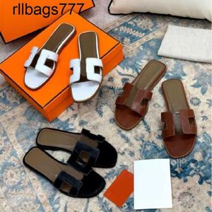 Designer Oran Slipper Women Fashion Sandals Ladies Luxury äkta läder Flat Shoe Sandal Party Wedding Shoes Storlek 35-42