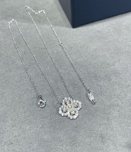 Ювелирные ожерелья белые серебряные серебряные градуированные дизайнеры брендов.
