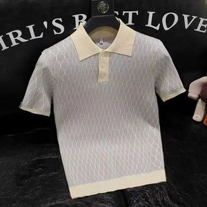 Men's T-Shirts Summer New Mens Business Casual Knitted Polo Shirt Mens Flip Collar Button Fashion Geometric Pattern Top Knitted T-shirt J240527