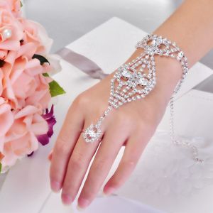 Pulseiras de corrente de cristal de venda a quente para strassm de casamento Bridal Jewelry Party Party Bracelet Purmand With Ring Beach Foster Acessório 2972