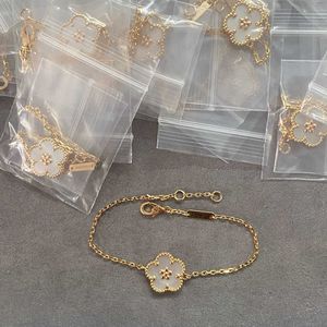 Bransoletka bransoletka luksusowa biżuteria dla miłośników Bransoletki Lucky Lucky z czystym srebrnym platowanym 18 -karowym różowym złotem zaawansowanym oryginalnym logo