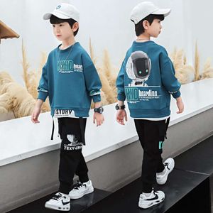 2023 Roupas da Primavera e Autumn Conjuntos de roupas de meninos Novo de desenho animado de moda infantil Top Top + Sports 2pcs roupas de roupa L2405