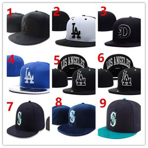 2024 Hot Fitted Hats Baskball Caps All Team For Men Women Casquette Sports Hat Flex Cap med Original Tag Size Caps 7-8 L1