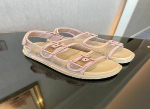 2023 Donne039 sandali con cristalli Le maglie beige rose hanno un grosso gancio e cinghie di loop chiusura e chiusura della cinghia a 2464682