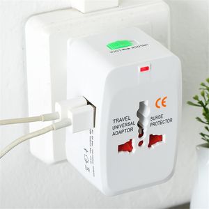 Reisen universeller internationaler Wandladegerät Stromhörer Ohrhörer für Surge Protector Plug US UK EU Au AC Dual USB Typ-C 6a