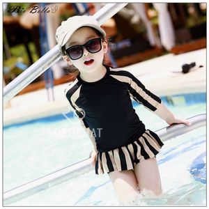 Baby Swimwear Black Sleeve Children 2-11 anos BiQunini Princess Girls Swimsuit de maia cheia+saia 2pcs Suit L2405