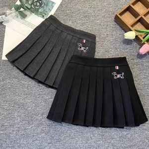 Spódnice spódnice dziewczyny pół spódnice plisowane jesienne i zimowe dzieci moda zimowa wersja krótka spódnica wiosna i jesień koreańska księżniczka WX5.21