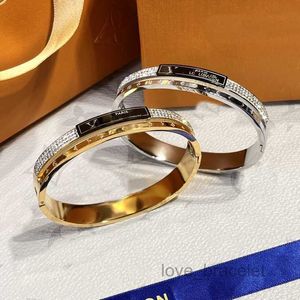 Bracelets clássicos femininos Bangled jóias jóias de cristal Gold Sier banhado