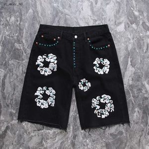 Jeans viola jeans designer di lusso cortometraggi jeans uomini jean fiore diamante shortpants slim street hip hop 1a9