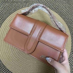 Cross Body Baonu 2023 Novo outono/carta de tendência de inverno Correto e versátil bolsa de crossbody saco de design exclusivo h240523