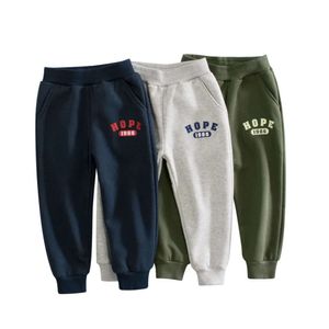 2024 Winter New Children's Long Letters Sweatpants for Boys Sports Trouser Kids Warm Veet Padded Pants L2405