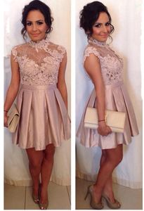 Ny High Neck Pink Short Homecoming Dresses A Line Cap Sleeves Keyhole Backless Lace Cocktail Dresses Appliced ​​Prom Graduation Gowns Dh0002