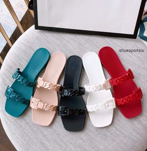 Nya lyxiga sandaler Designer Kvinna Slipper Toppkvalitet Summer Fashion Jelly Slide High Heel Slippers Brand Casual Shoes Womens Leat1556501