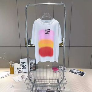 Herr t-shirts mm24 sommar fashionabla multielement regnbågen tryckt flockande kortärmad t-shirt enkel mångsidig