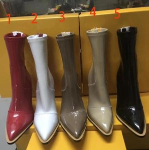 Botas curtas de couro lacado Mulheres 2020 Novo salto esbelto Super High Heel Elastic Boots Show Thin Sexy Pointled Back Zipper Sing7674455