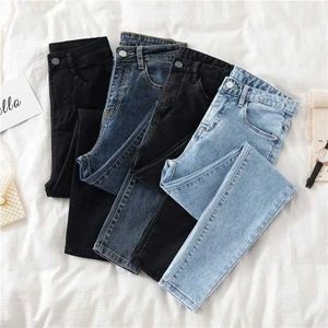 Jeans femininos Jeans de cintura alta 38 Spring e outono Novo calças apertadas de calças de jeans casual de jeans pretos jeans elásticos da mulher q240523