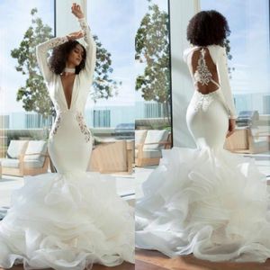 Sexy Open Back Mermaid Wedding Dresses Turkey 2022 Tiered Tiers Lace Ruffles Deep V Neck Long Sleeves Bridal Gowns African Puffy Fishta 2143