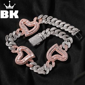 The Bling King Two Tone Big Hollow Heart with 16mm Cuban Chain Necklace Iced Out Baguette CZ Choker Lovely Y2K Hip Hop Smycken 240511