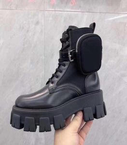 Mens women Explorer Ankle boot Oblique Calfskin boots Designers winter Martin boots Platform rubber sole Top Quality Big size35456960242