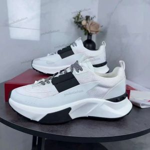 Designer Mens and Womens Sports Shoes Leather Casual Shoes Splice Color mesh Fabric Breathable Daddy Shoes tpu High quality with shoebox size 35-46