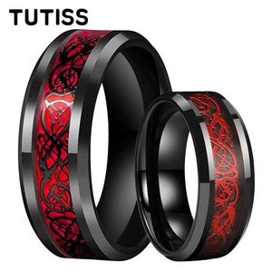 Tutiss Mens Womens 8mm Tungsten Carbide Ring Classic Wedding Band med Carbon Fiber och Dragon Inlay Comfort Fit 240522