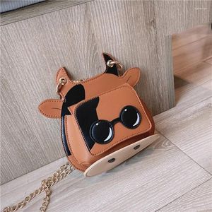 Axelväskor 2024 Cartoon Cow Shape Pu Ladies Chain Bag Purse Cute Girls Mini Tote Messenger Crossbody Flap Handväska