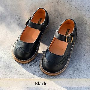 Flat Shoes Spring Cowhide Girls Leather Shoes Authentic Leather Mary Jane Baby Shoes Fashion Childrens lägenhet Barnens avslappnade skor Q240523