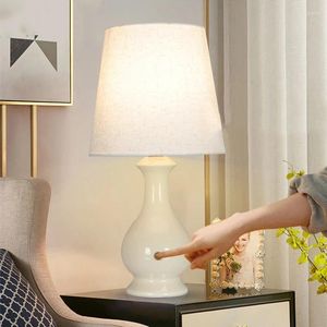Tischlampen Temar zeitgenössische Keramik Lampe LED Creative Touch Dimmbares einfaches weißes Schreibtisch Licht für Wohnzimmer Schlafzimmer