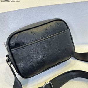 Crossbody väska ryggsäck designer helt ny mode kvinnors ryggsäck stor kapacitet mjuk läder resväska crossbody väska x1wx