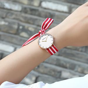 crrju جديد فريدة من نوعها سيدات القماش زهرة wristwatch أزياء النساء اللباس مراقبة النسيج عالي الجودة مشاهدة سوار الفتيات الحلوة مشاهدة 288s