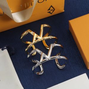 디자이너 Charm 팔찌 여성 보석, 금 및 은색 팔찌, 상자, 로고로 인쇄 된 팔찌, 패션 선물
