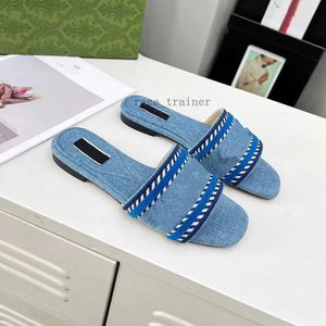 Designer sandaler lyxiga vintage tofflor ljus blå strand kvinnor avslappnade plattskor sommar höst mules manus logotyp denim glid sandal storlek 35-43 5.23 02