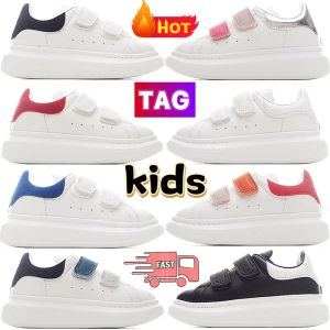 Nya barnplattform läder sneakers designer skor mäns casual skor svart marinblå orange röd tre vita blå pojkar och flickor sneakers storlek 25-37