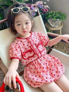 Комплекты одежды детей и девочек Summer Fashion 2023 Baby Bow Flower Top Top+шорты с двумя частями wx5.23353