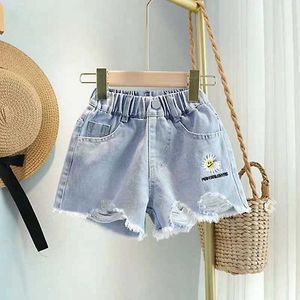 Shorts Cool Summer Big Girl Washing Denim Short Brush Design with Daisy Embroidered Childrens Jeans Y240524