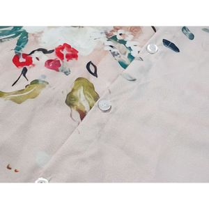 Casual Women's Bluse mit langen Ärmeln geknöpft vorne mit elegantem Blumendruck, ideal für Frühling und Sommer 2024