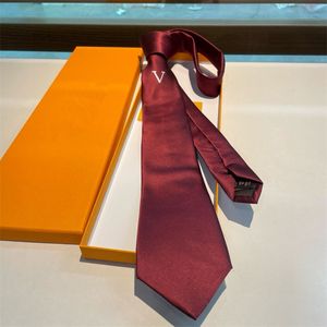 Business Mens Tie Designer de gravata artesanal para homem de pescoço com arestas de seda Cravate Brands Gift